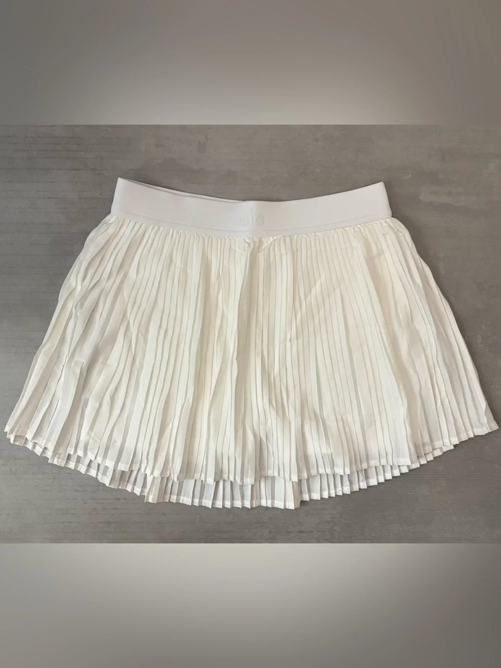 Alo Yoga Pleated Tennis Skirt White Size M